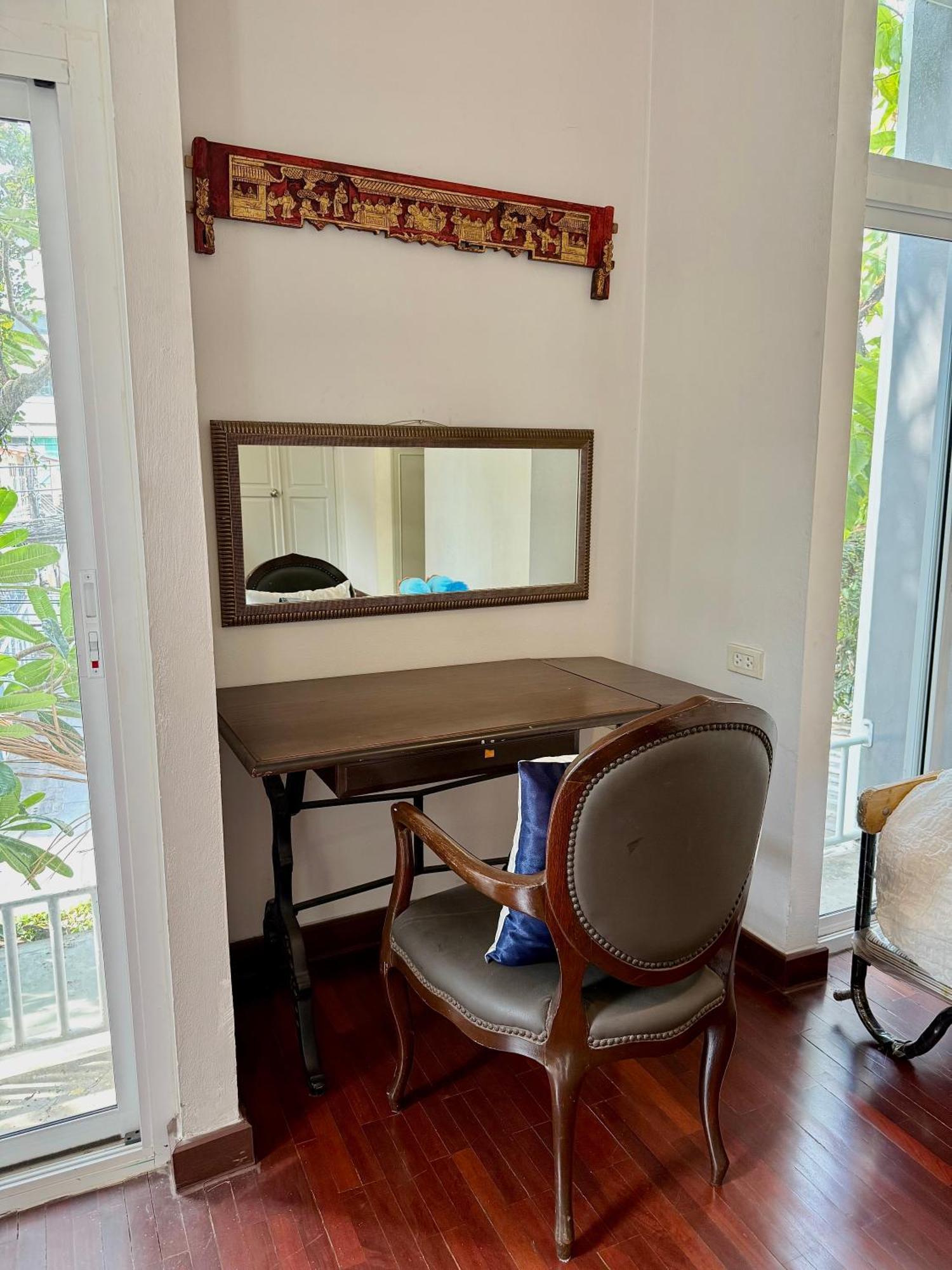 Samsen Suites Spacious 2Br Contemporary Thai Style Бангкок Экстерьер фото
